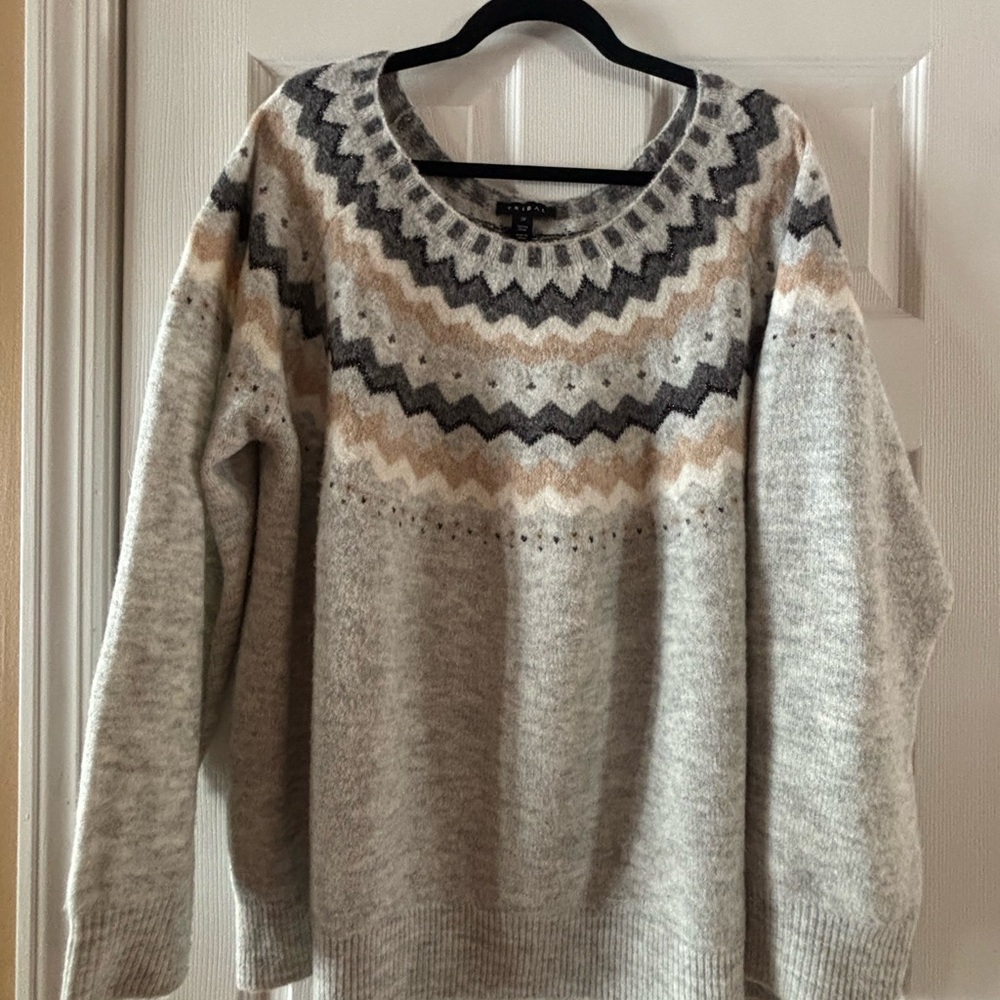 Tribal Women's Sweater - Gray, Cream, and Tan Zigzag